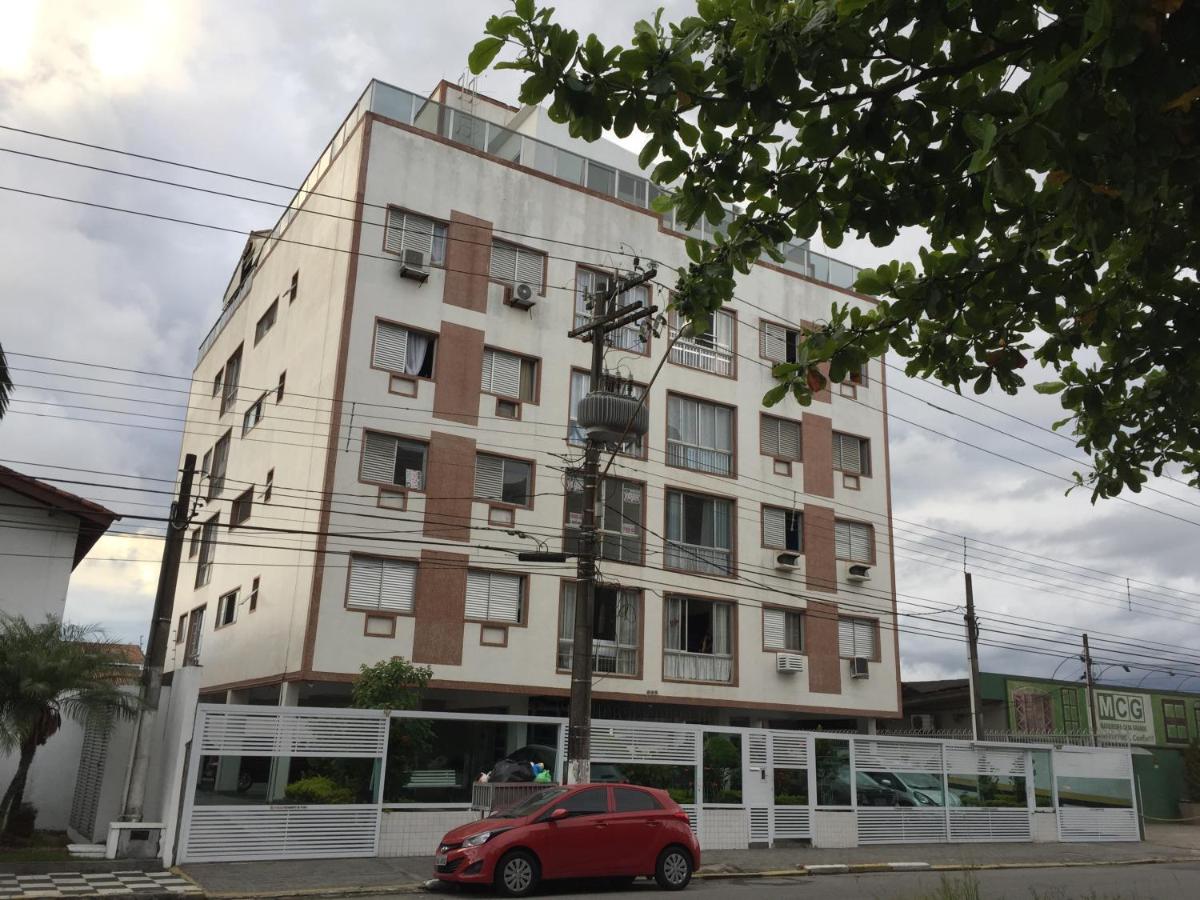 Apartamento Astúrias 2 Dorms Ar Cond - B&B