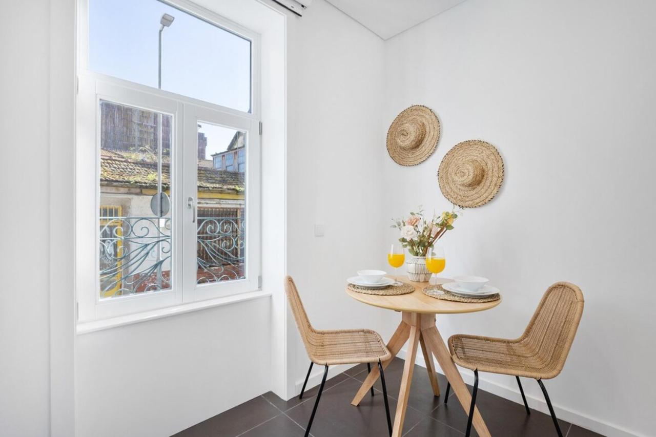 Matosinhos Coastal Breeze Studio - B&B Matosinhos