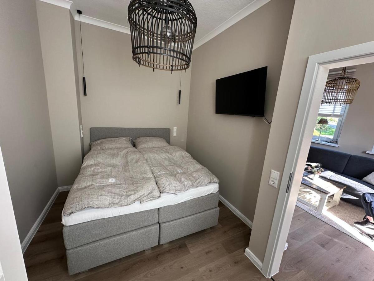 Ferienwohnung Alte Schule Vitzdorf im Hamptons-Stil mit großer Terrasse! - Ferienwohnung Fehmarn
