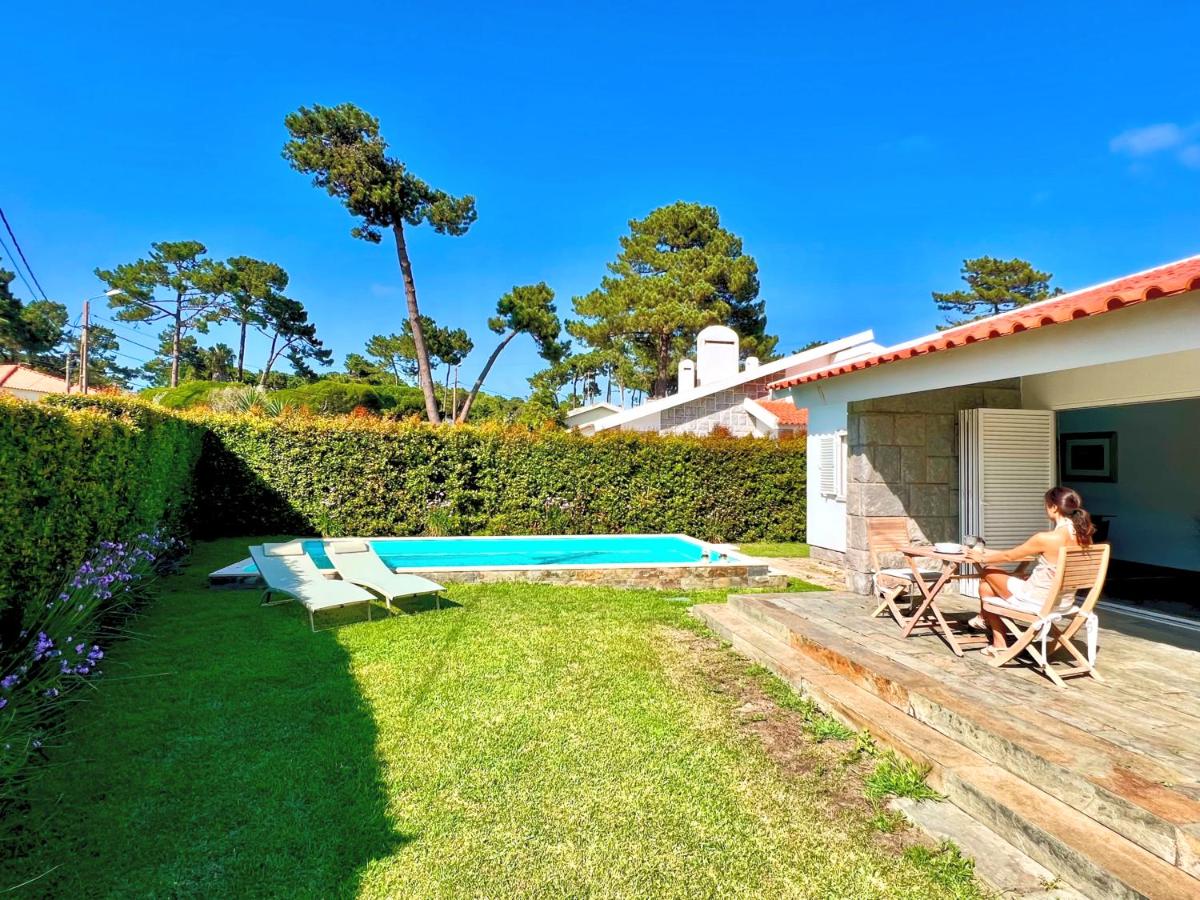 Villa Alba by refuge holiday homes - B&B Colares