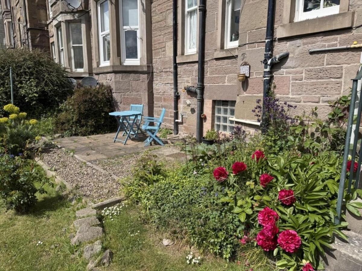 Stylish River View Stay Sleeps 6 - B&B Dundee