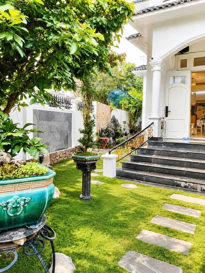 Green Hillside Villa Hue - B&B Hué
