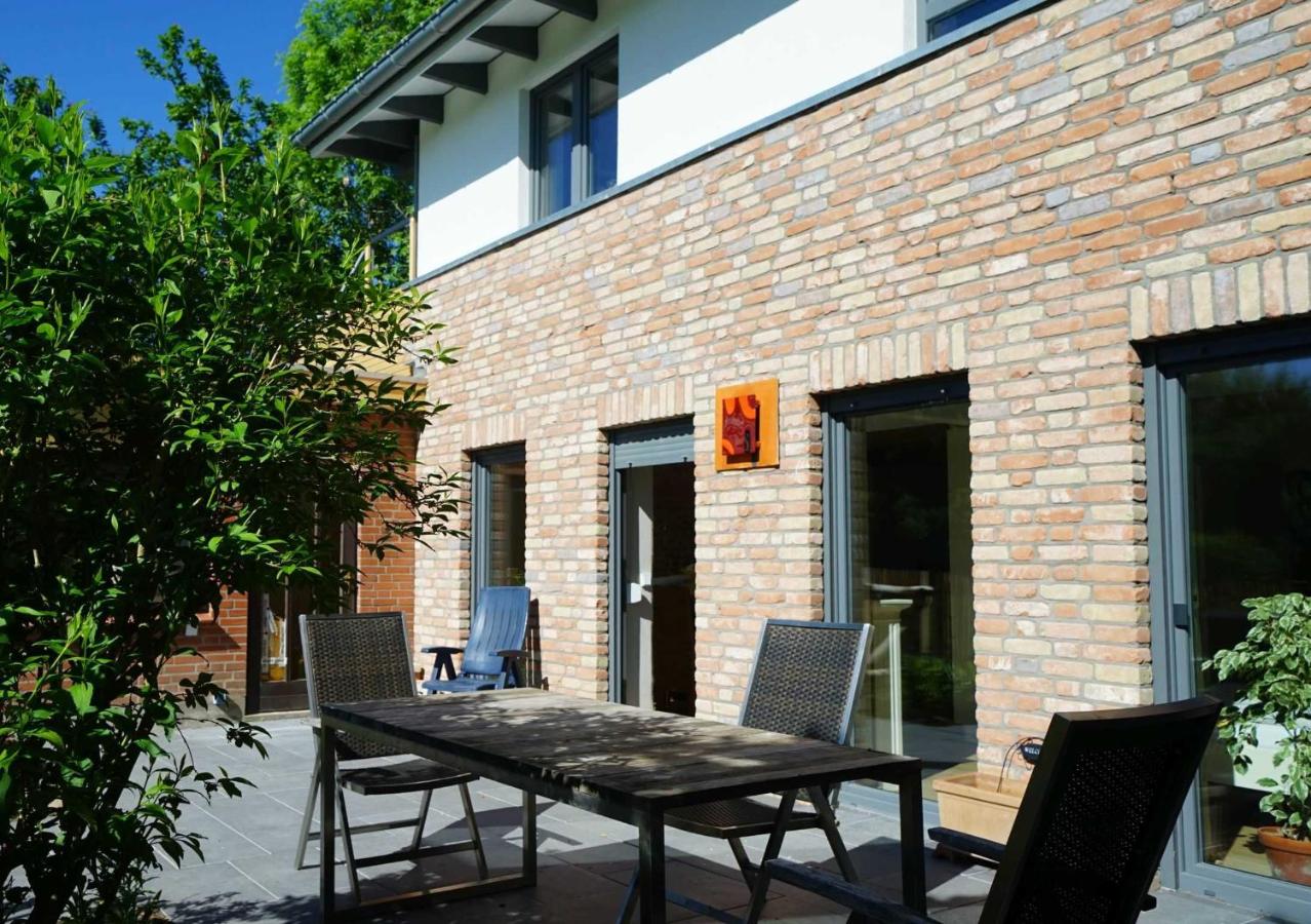 Ferienwohnung "Die Ostseekoje" - Bed and Breakfast Kronsgaard