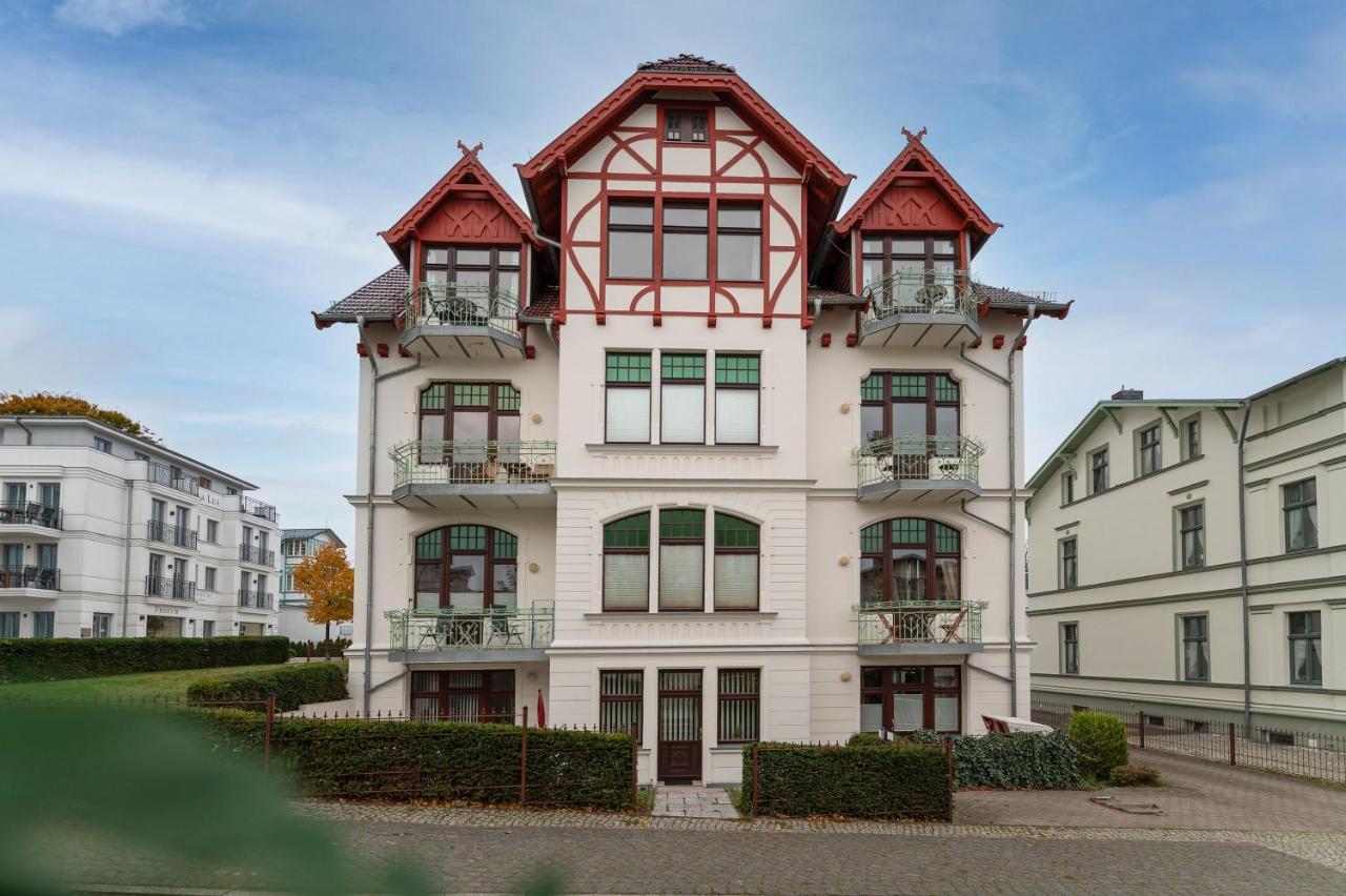Villa Medici Der kleine Bernstein, 70 Meter vom Strand entfernt - B&B Ahlbeck