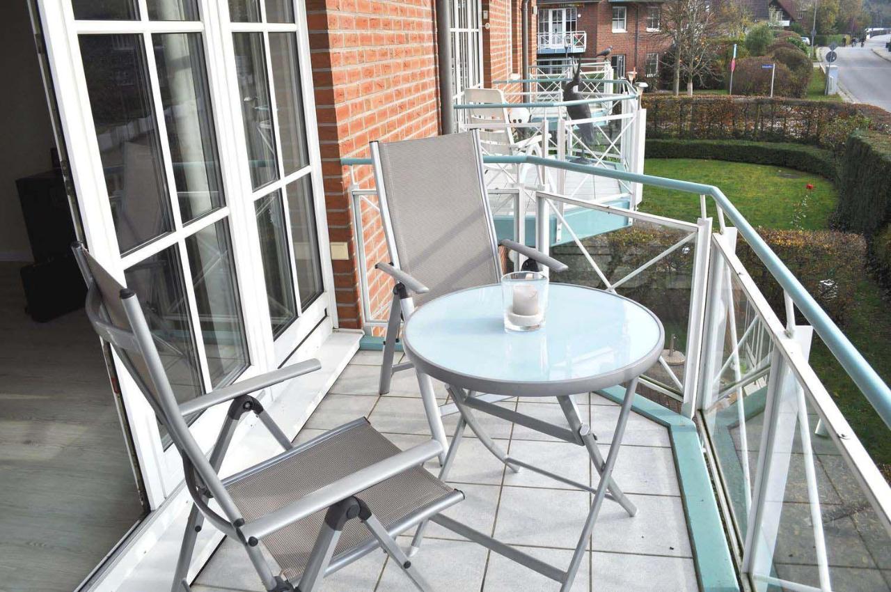 Ostseeallee 1 Ferienwohnung Jolle - B&B Niendorf