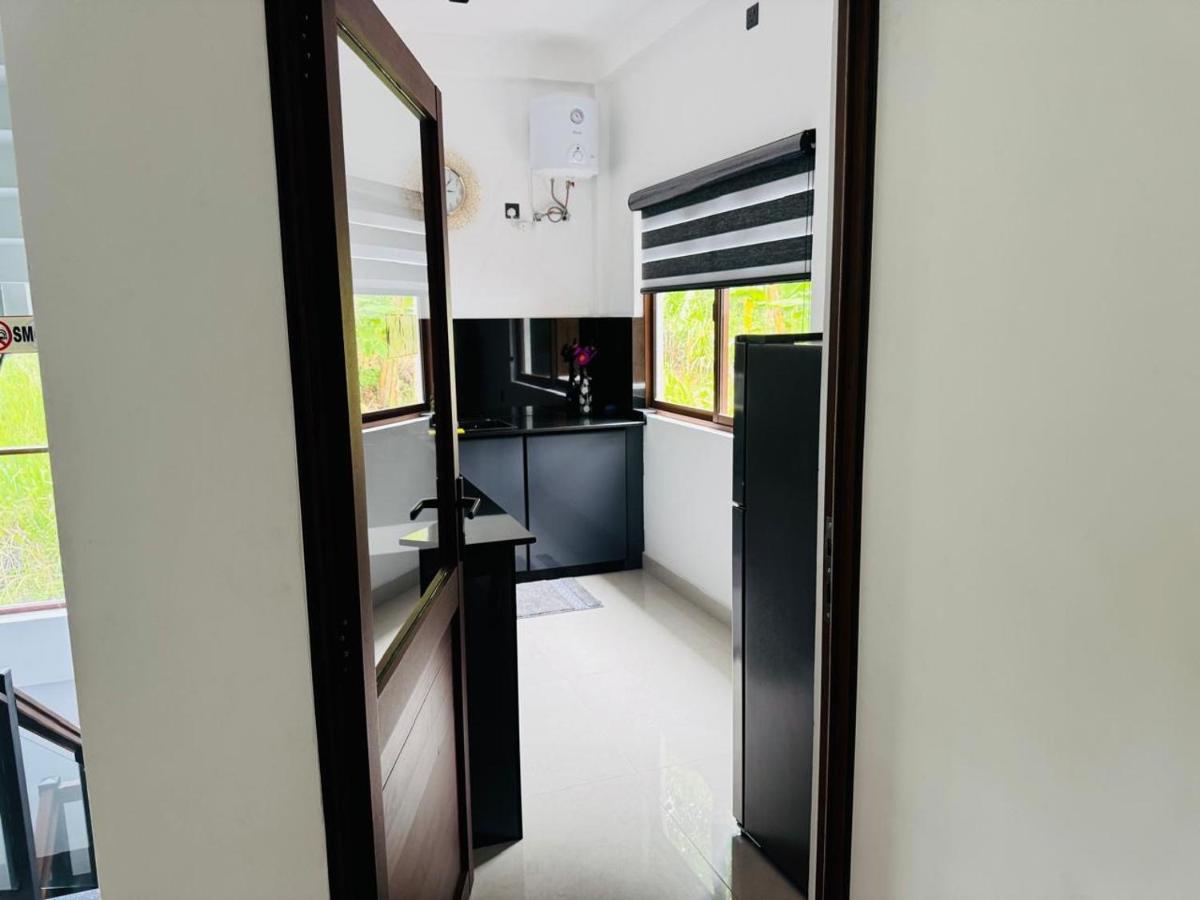 Jungle Breeze Villa - B&B Malsiripura