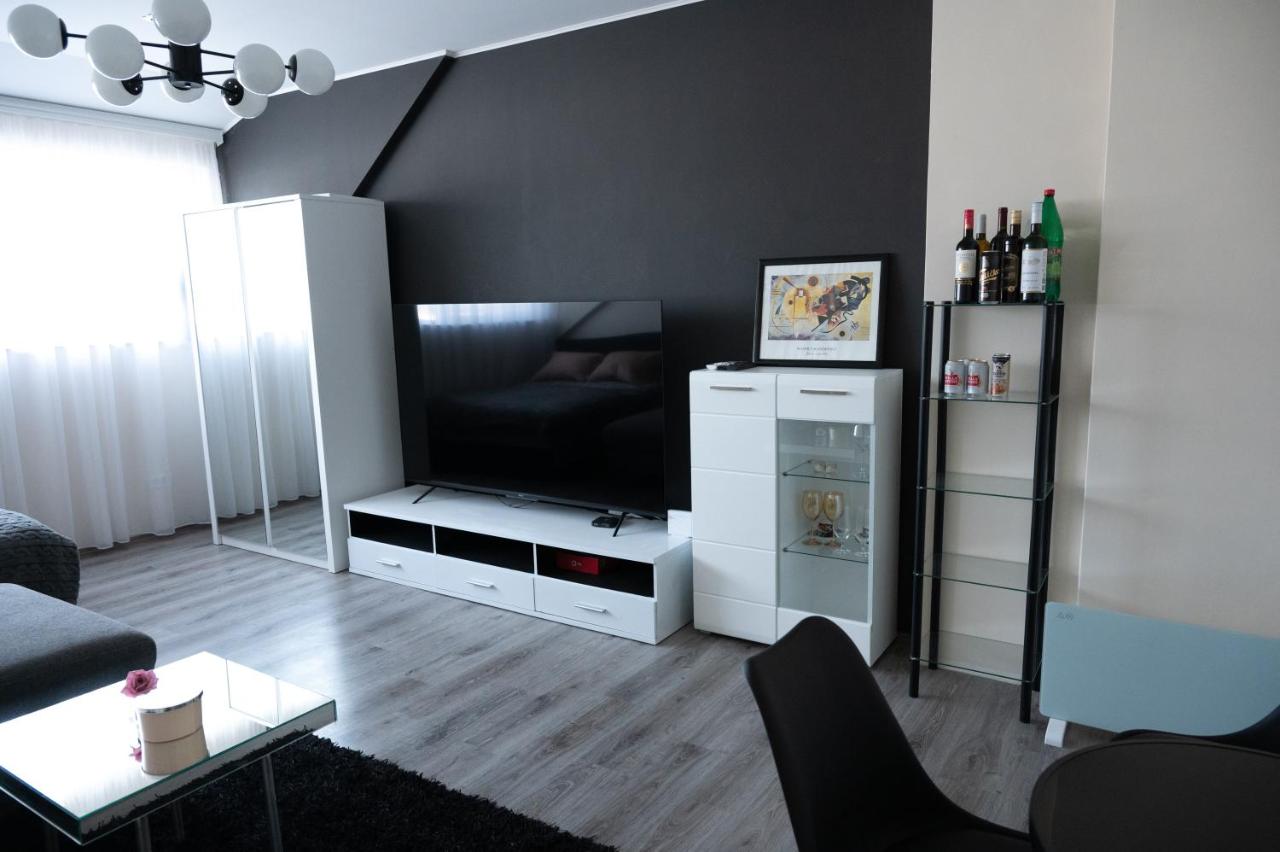 Lux Atina Bač - Ferienwohnung Bač