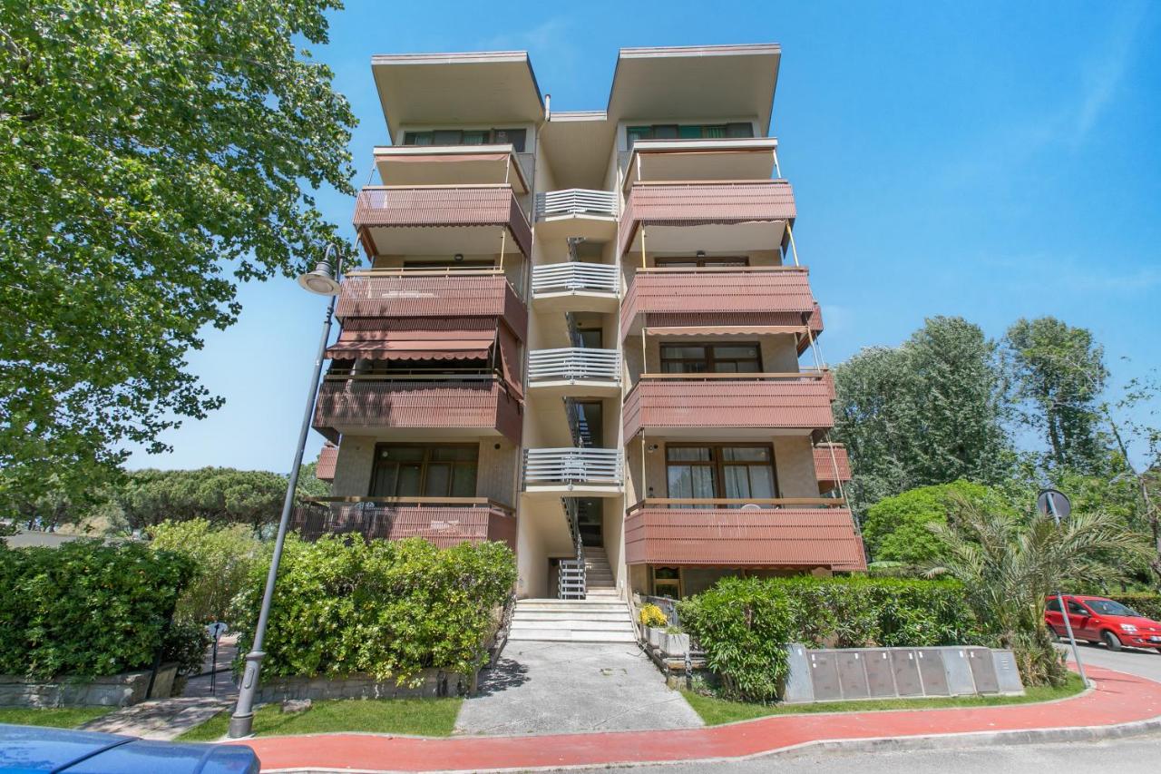 Casa Piero with Private Garden and Parking - Happy Rentals - Ferienwohnung Torre del Lago Puccini