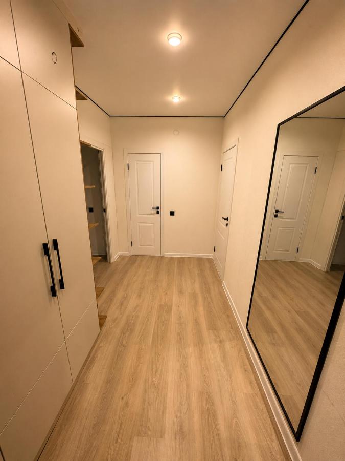 Стильные апартаменты Ботанический сад Magnum Хан шатыр 5 минут - B&B Astana