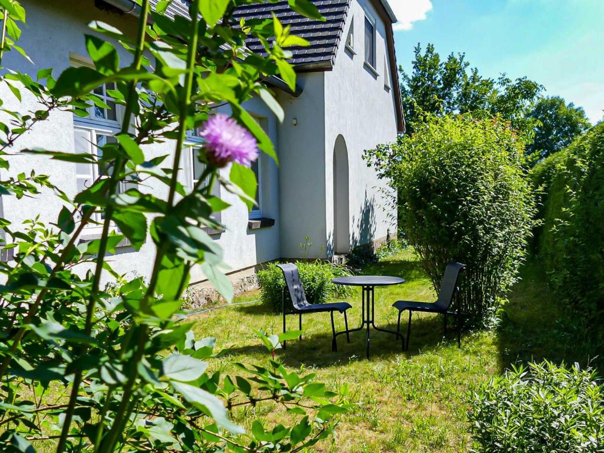 Ferienwohnung Alte Dorfschule - B&B Lüssow