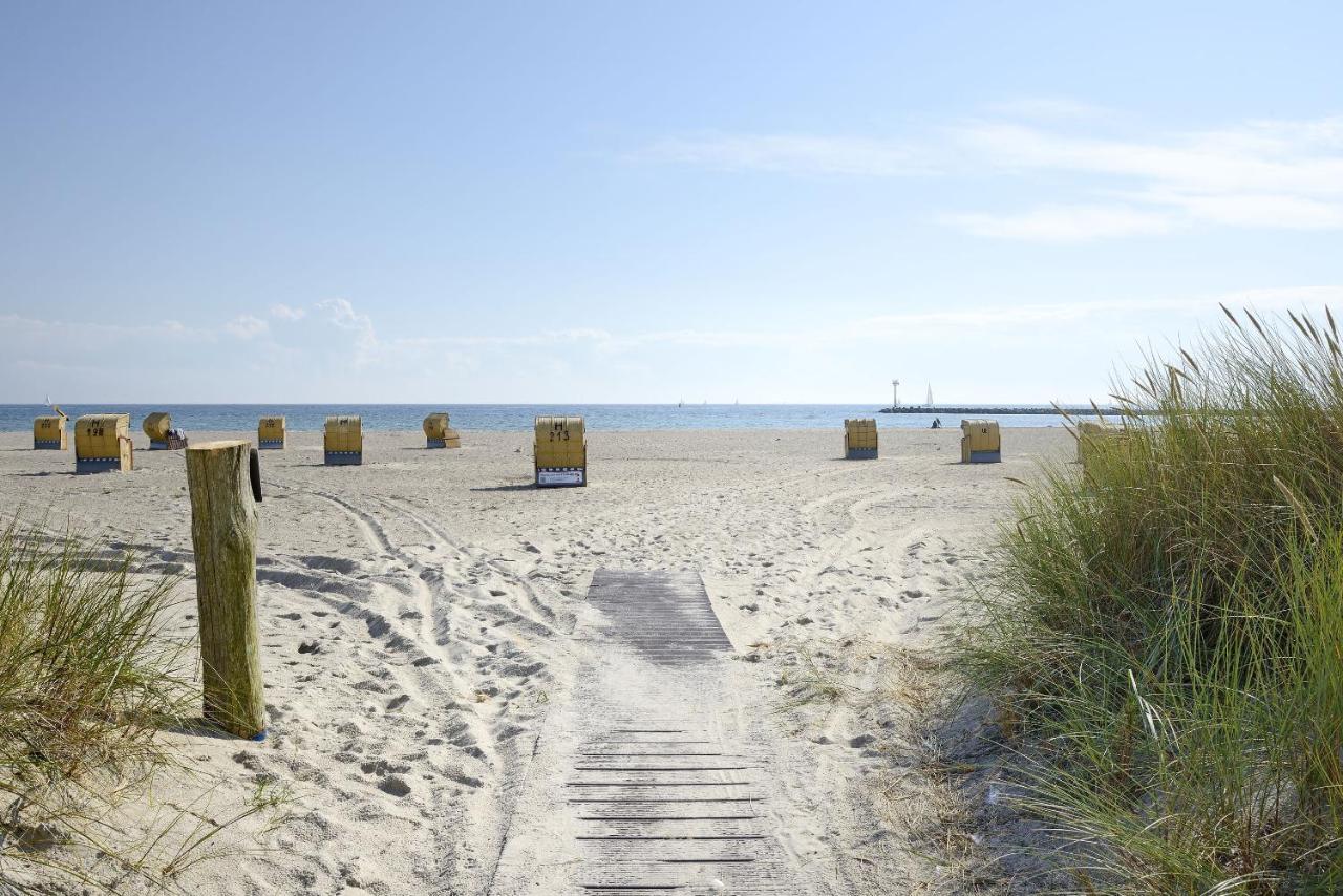 Ferienwohnung Stranddistel am Südstrand - Bed and Breakfast Fehmarn