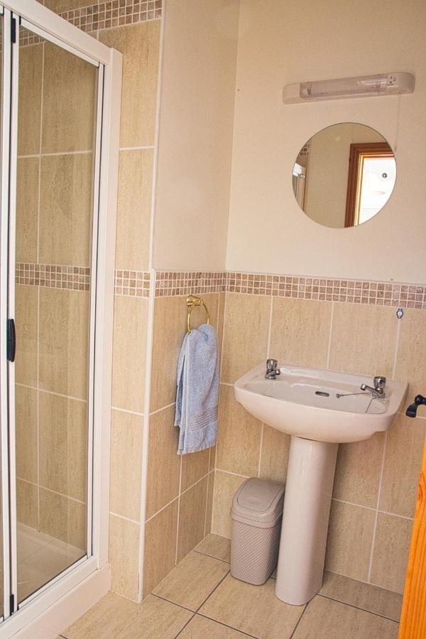 Stylish 3-Bed Home Walk to Lahinch Village - Ferienwohnung Lahinch