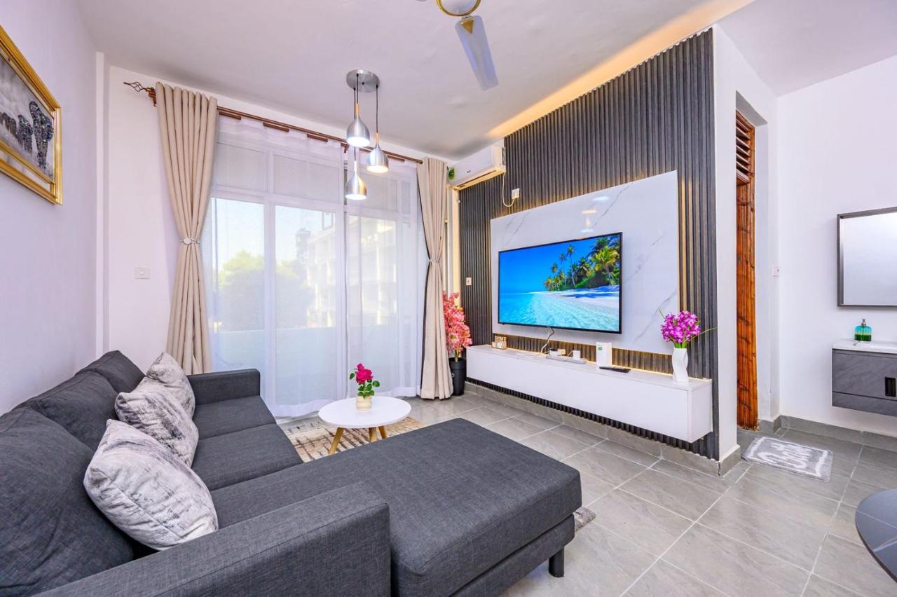 Classy Couzy Suites - Chambres d'hôtes Malindi