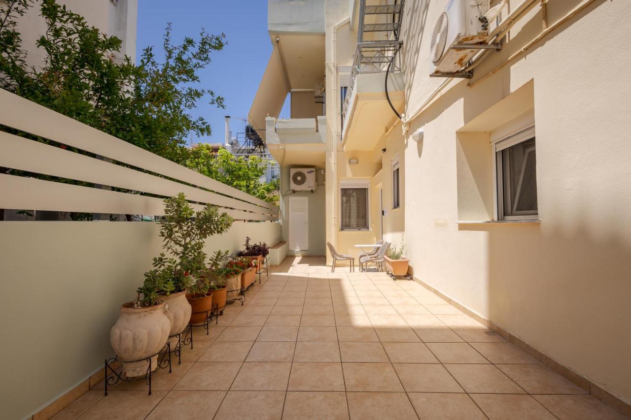 Blue Iris: Stylish apartment just 10 minutes walk from Old Town Chania - Ferienwohnung Chania