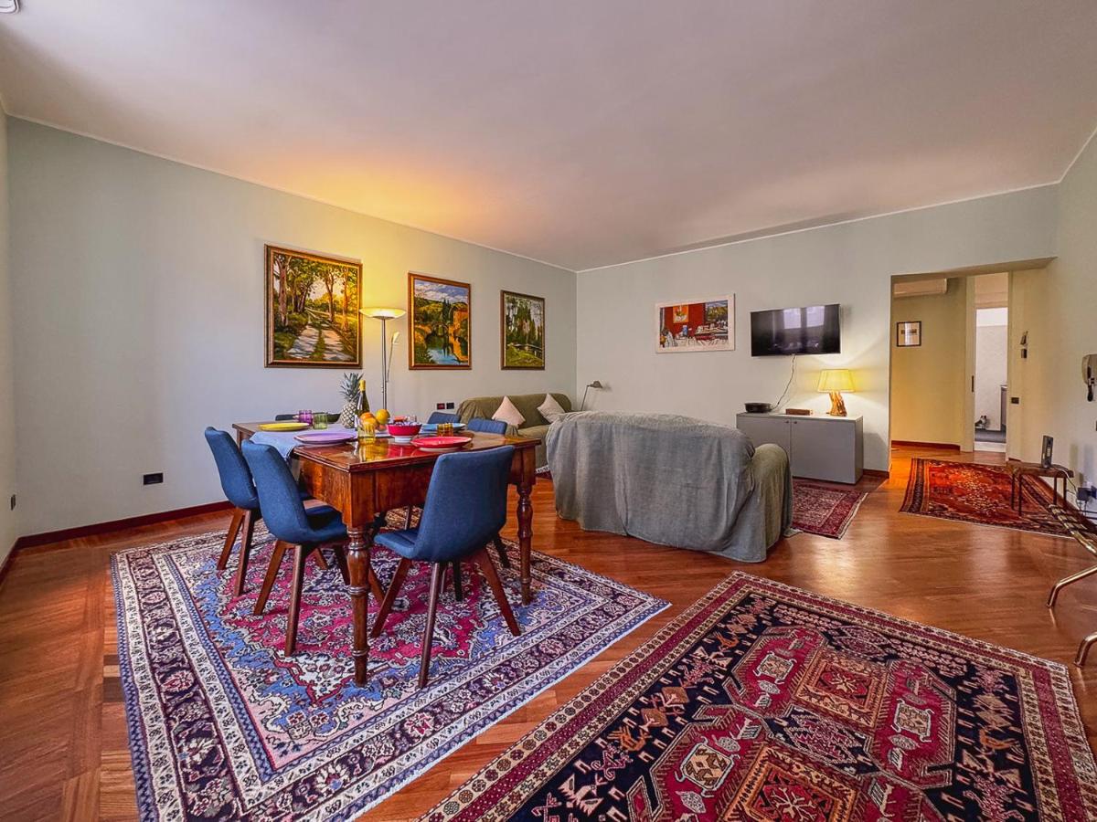 Central Ancona: 6 guests stay by Host Hero - B&B Ancona
