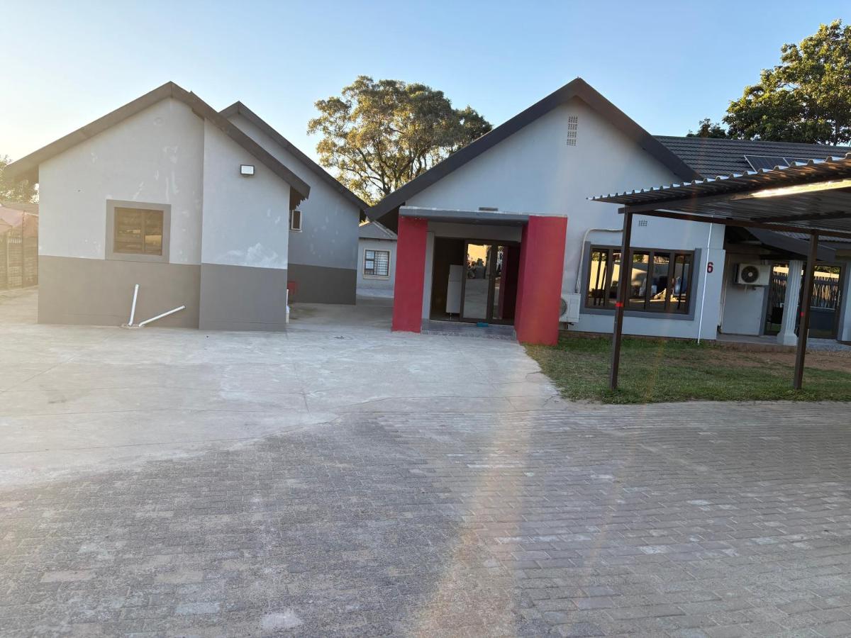 Tranquility at Homely Escape - B&B Phalaborwa