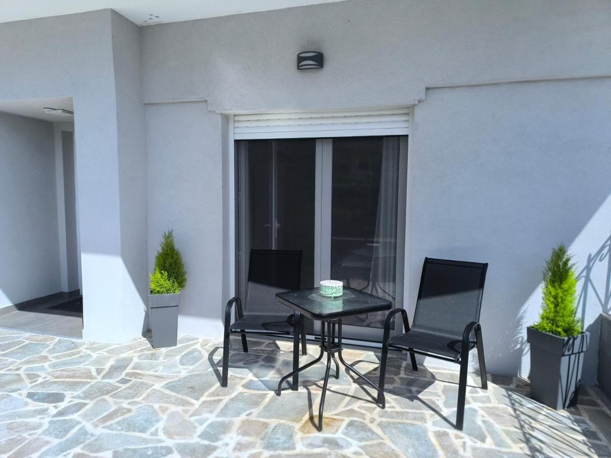 Rael Apartments - B&B Kateríni