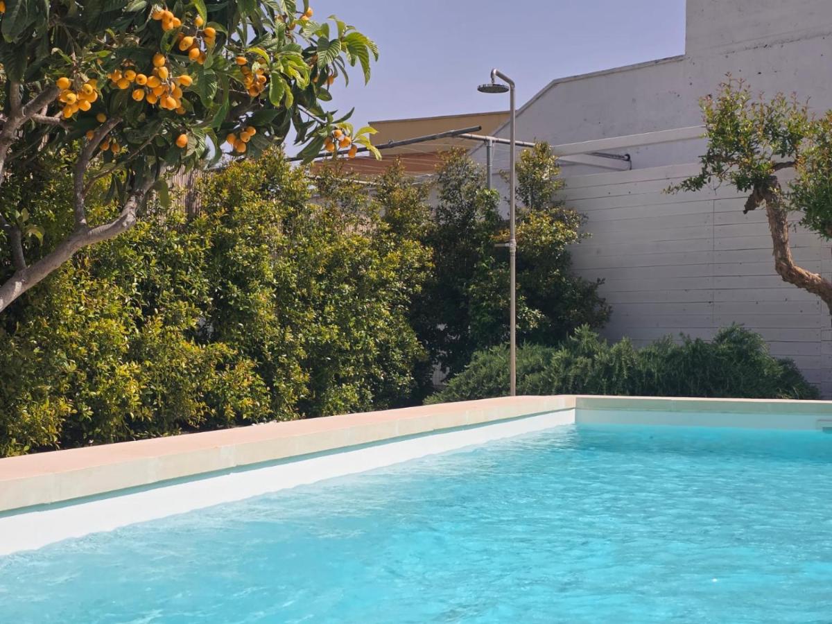 Camera Queen con Vista Piscina