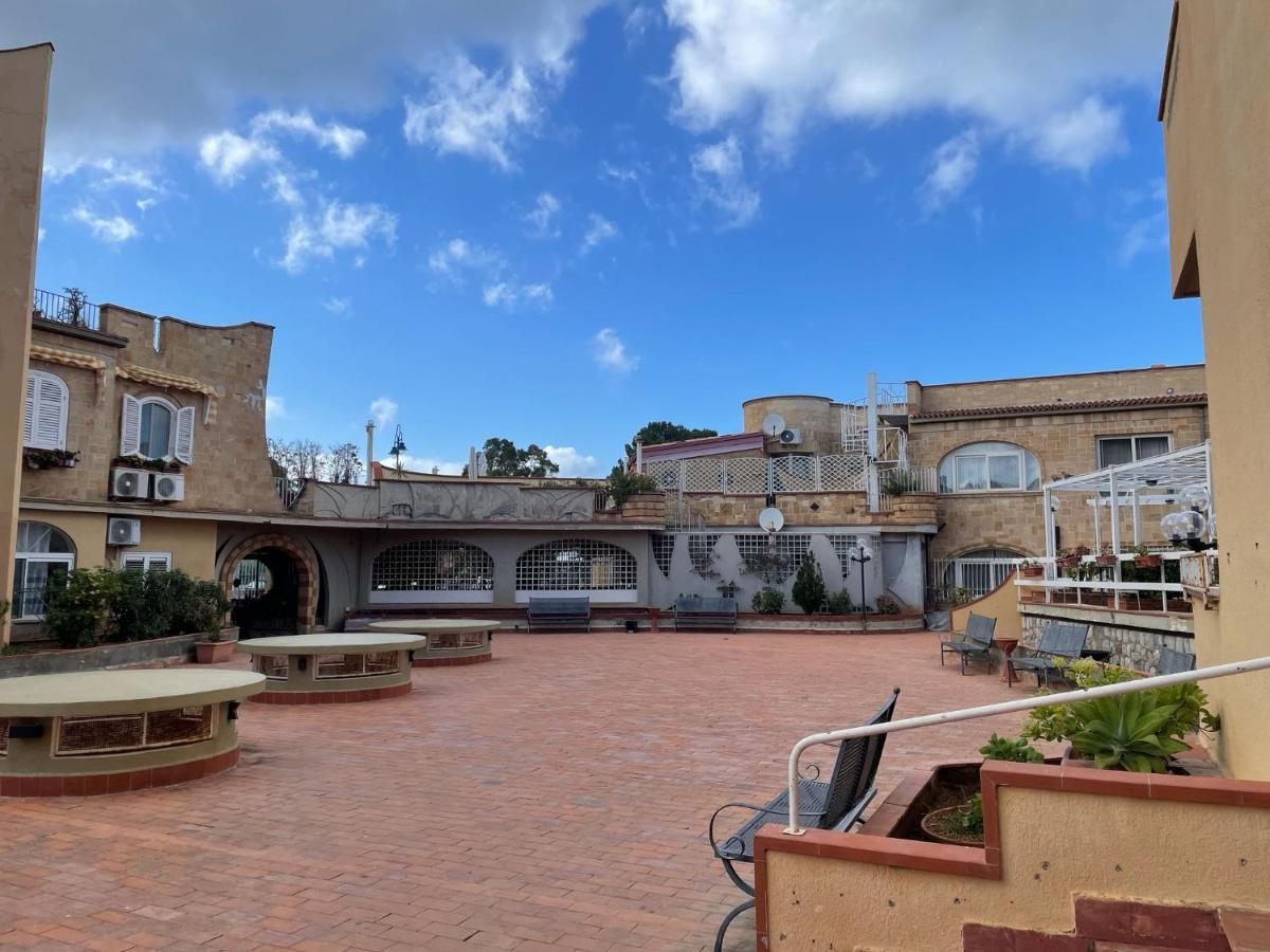 Ashur mondello - B&B Palermo