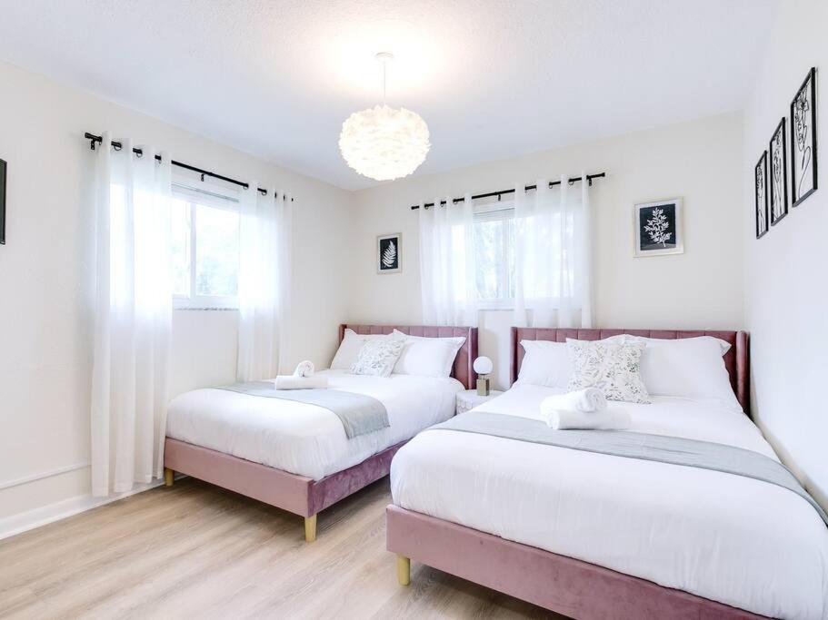 Modern Spacious 5-Bedroom Villa with Pool - Ferienwohnung Hollywood