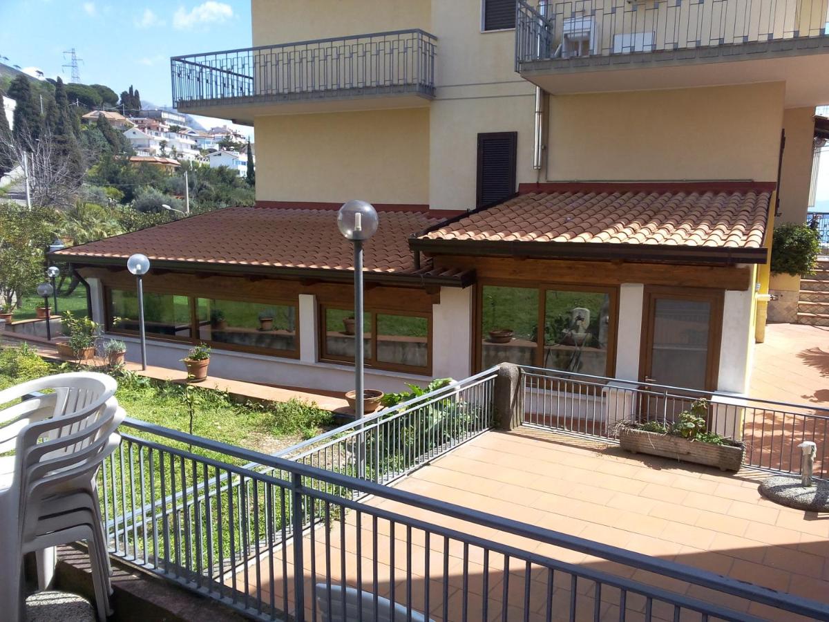 villa marta - Ferienwohnung Formia