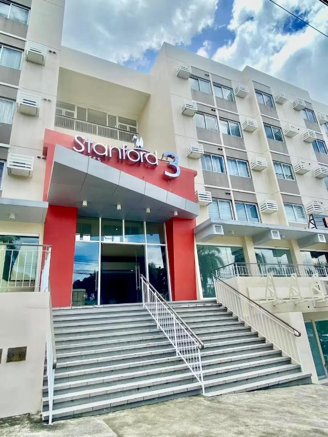 Atelier Studio, Stanford Suites 3, Silang - B&B Silang