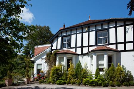 Tir y Coed Country House - B&B Conwy