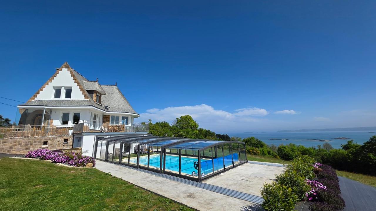 Gîte Le Grand Bleu - B&B Ploubazlanec