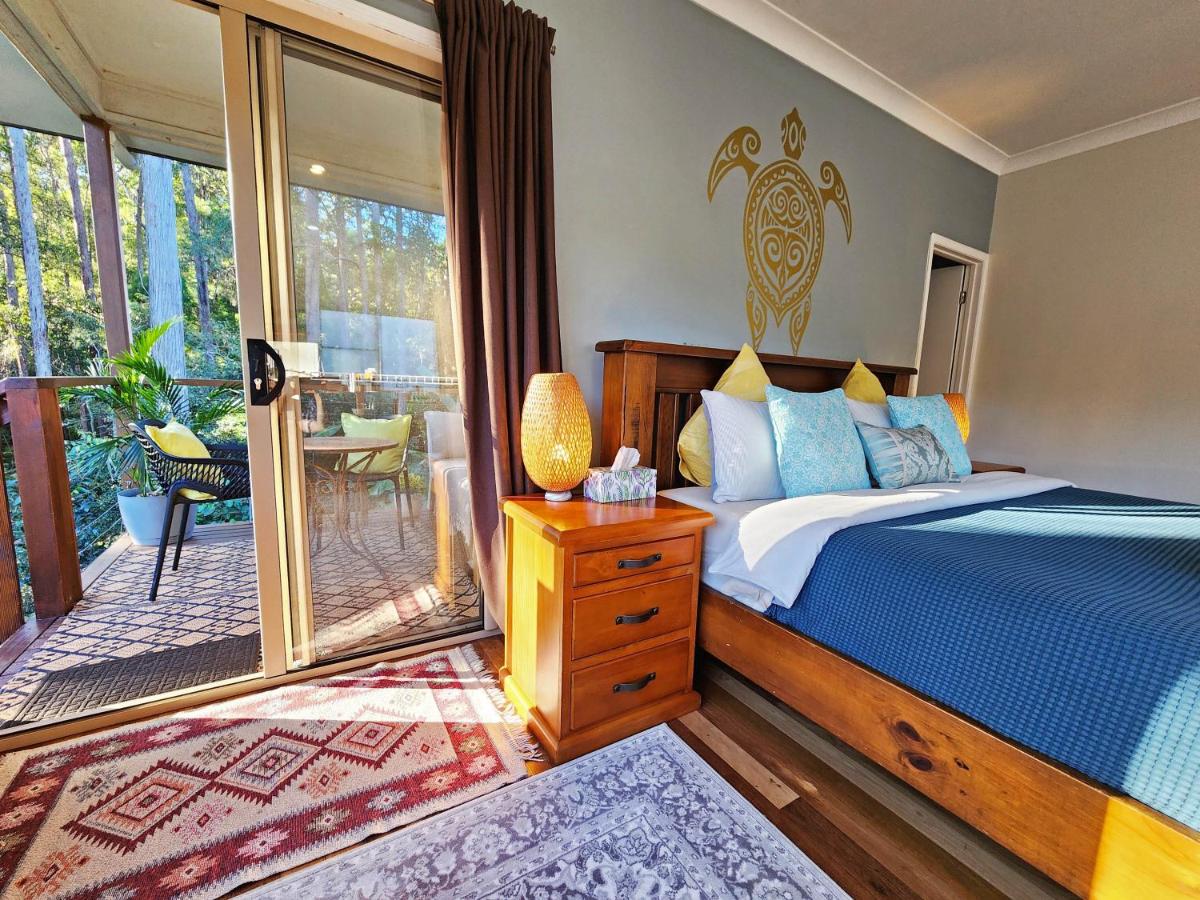 Cosy Studio with Forest Views, Noosa Hinterland - Ferienwohnung Tinonee
