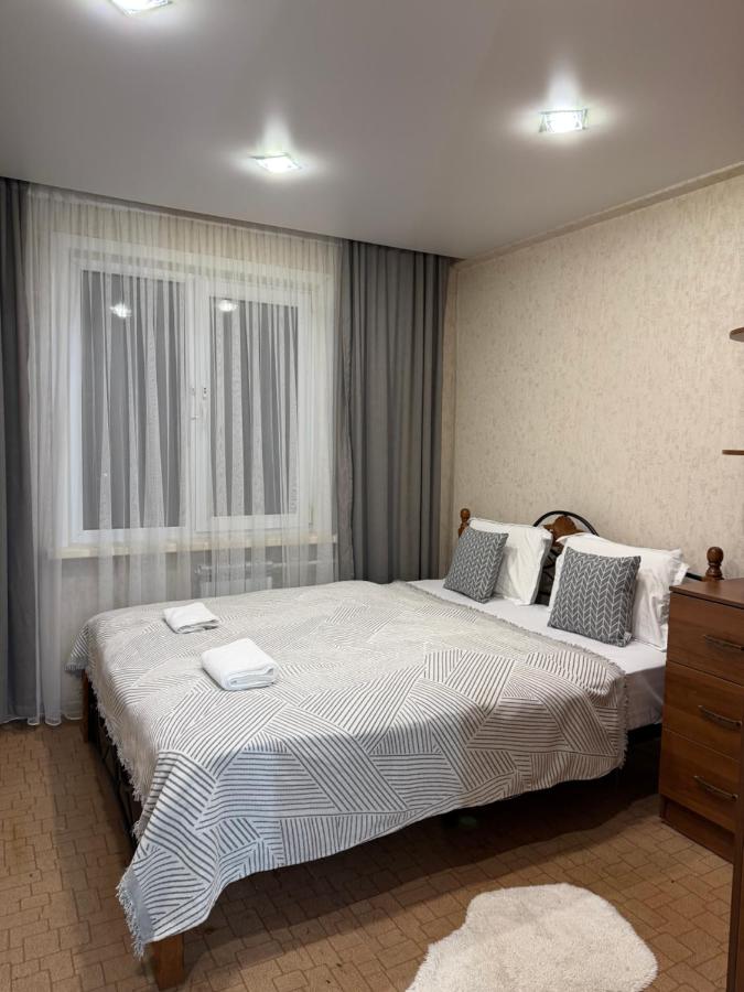 Уютная 2х квартира ул Серикбаева - Ferienwohnung Öskemen