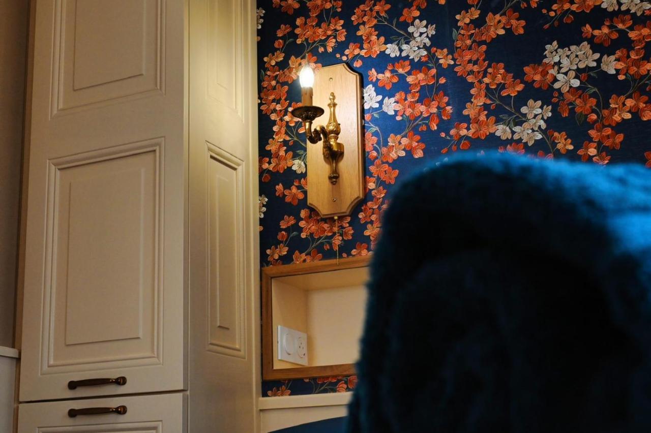 La Suite Enchantée - Bed and Breakfast Valentigney