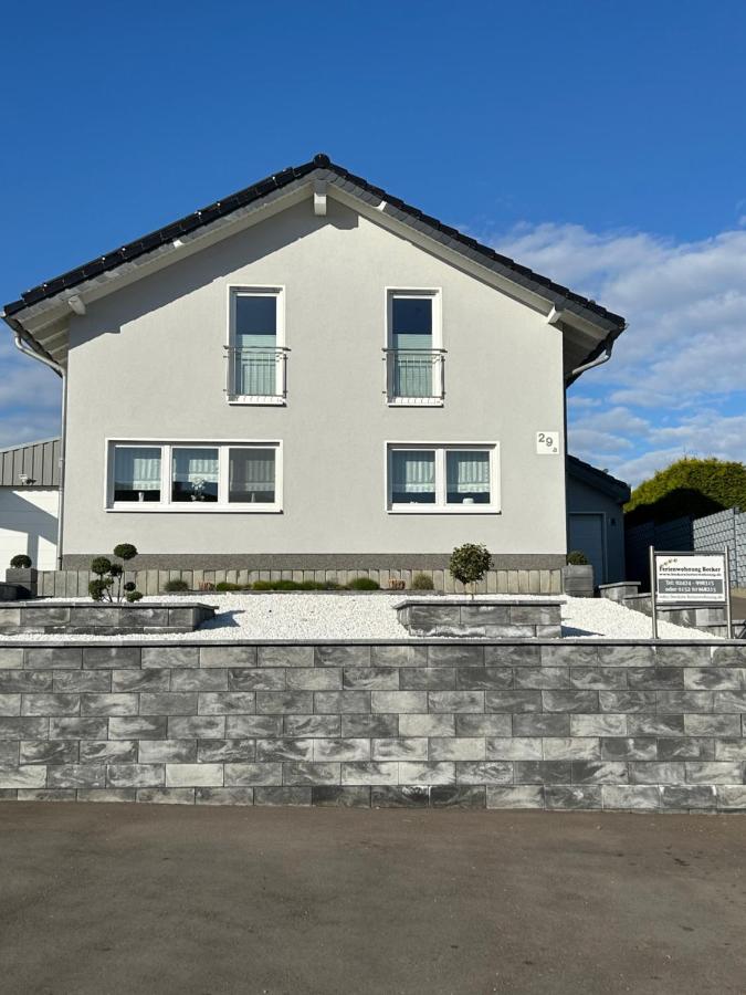 Ferienwohnung Becker - Bed and Breakfast Nideggen
