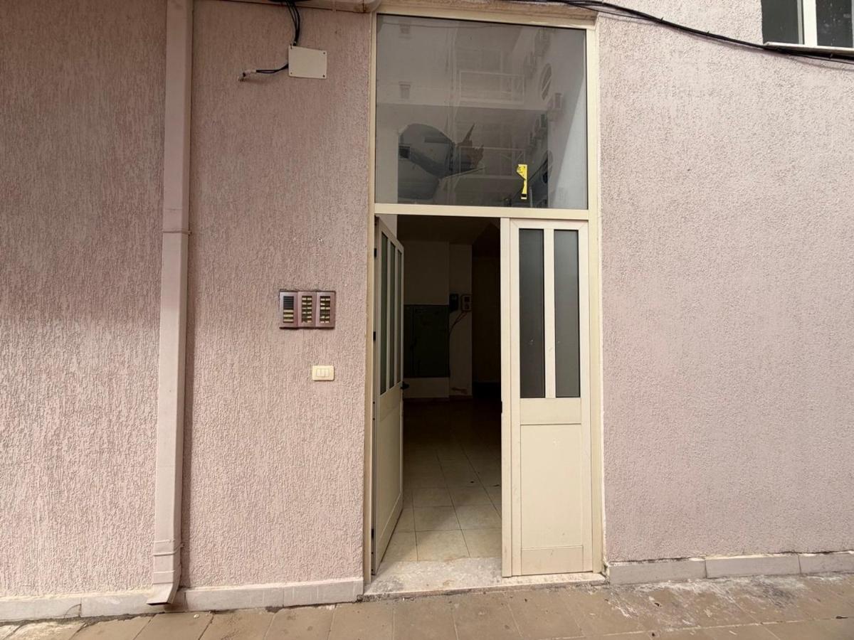 Apartment Durres Albania - Chambres d'hôtes Durrës