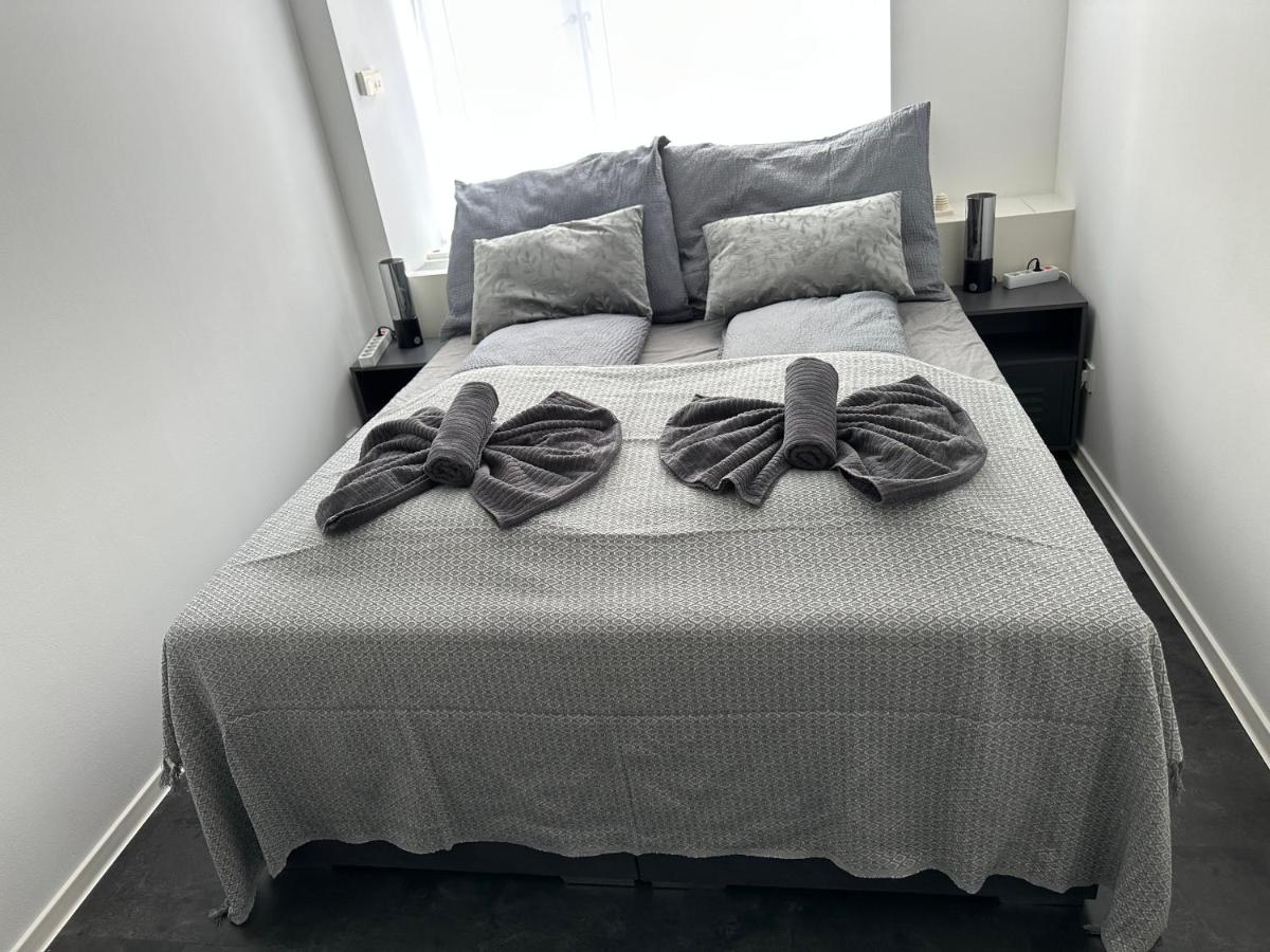 Premium Business & Holiday Apartments P12 - Bed and Breakfast Wenen
