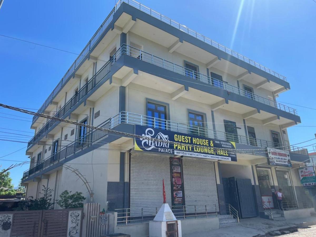 Hotel Badri Palace - B&B Rishīkesh