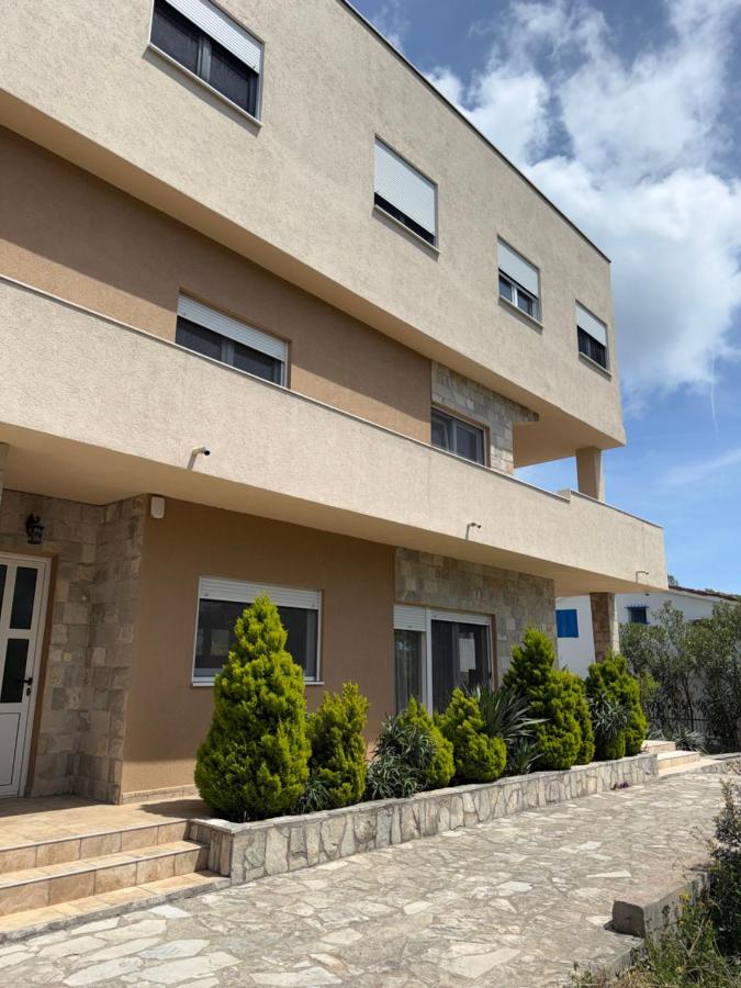 Višnjeva Apartments - Bed and Breakfast Gorica
