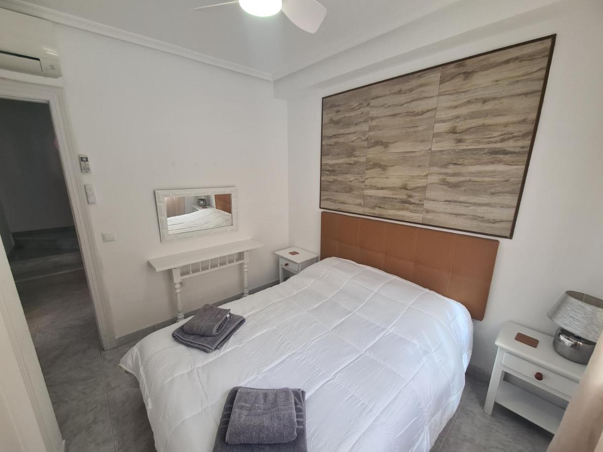 Casa Croeso Spacious 3 bedroom Home in Playa Flamenca - B&B Playa Flamenca