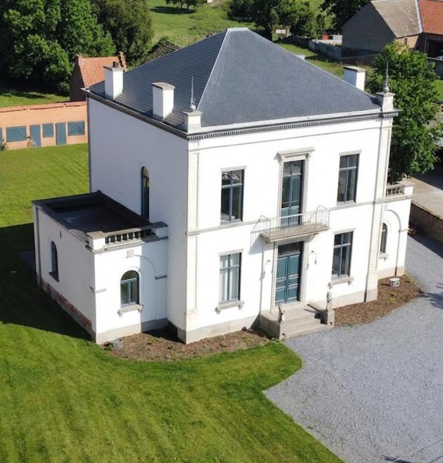 Villa de Fraiture - Bed and Breakfast Geetbets