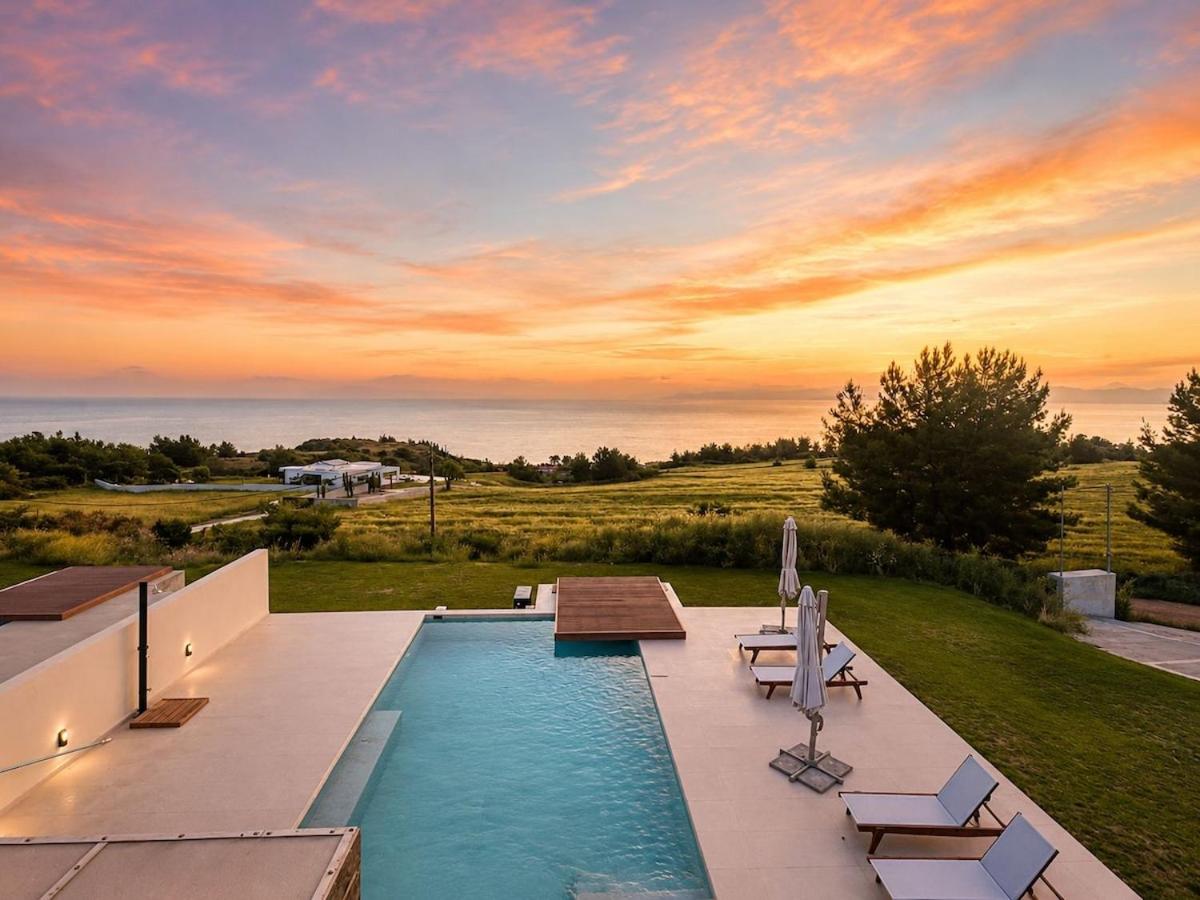 Blue Bay Villa - B&B Polychrono