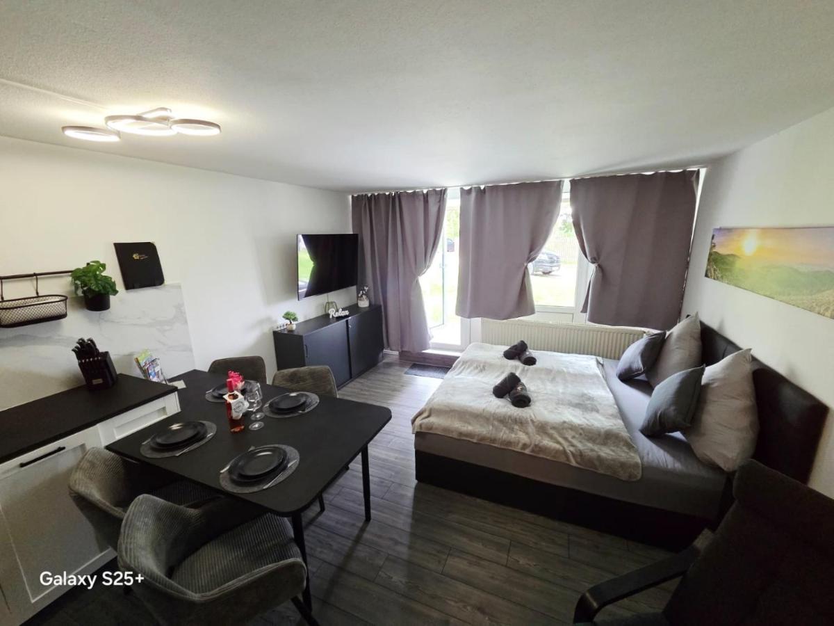 Ferienwohnung Molly inclusive Hallenbad, Sauna, Fitnessstudio und Aussenpool - Chambres d'hôtes Sankt Englmar