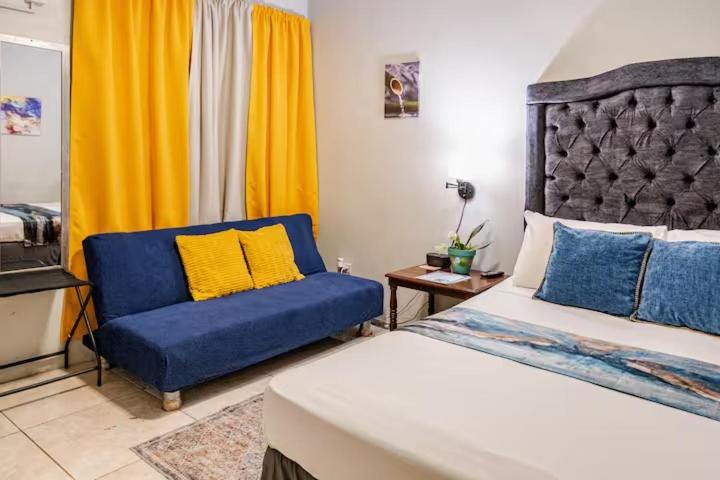 Mona Master suite - B&B Kingston