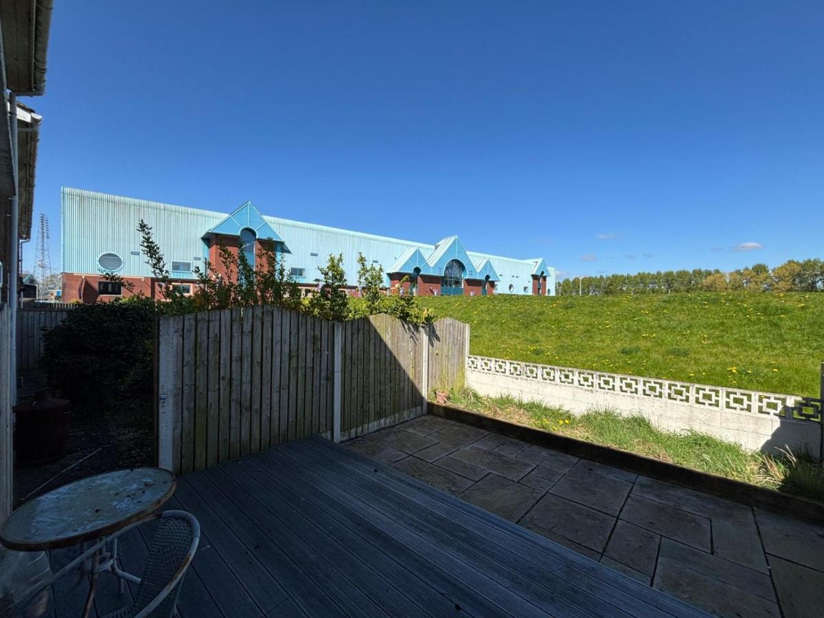 Thirlwell Gardens, River Walks, Free Parking - B&B Carlisle