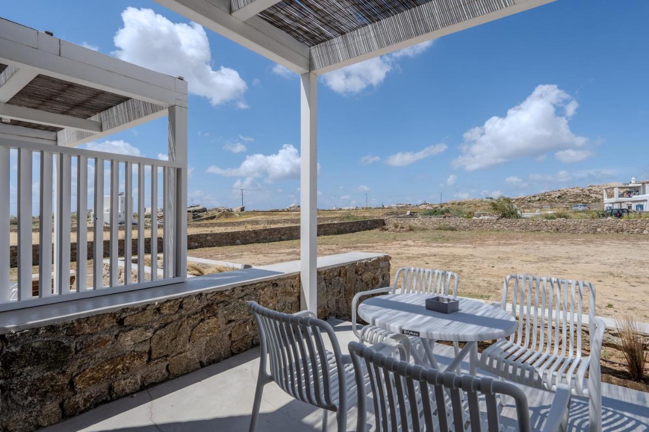 Jo&Co Mykonos Nature Suites N7 - Chambres d'hôtes Plintrí
