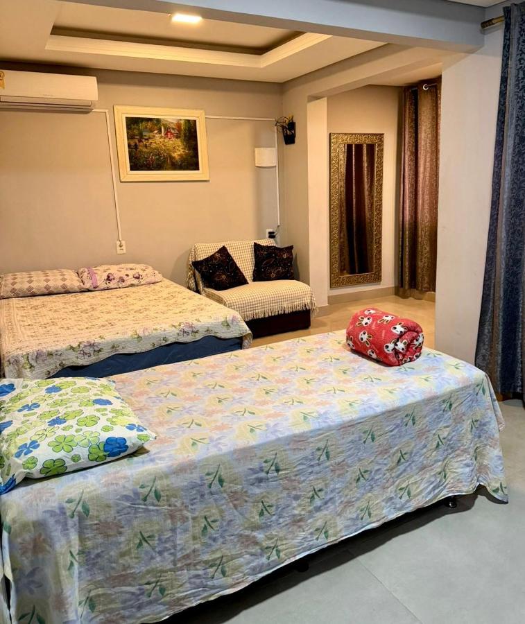Casa ao lado do parque Beto carreiro da de ir a pé para o parque João carlos casas - Chambres d'hôtes Penha