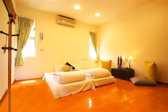 Japanese-Style Twin Room