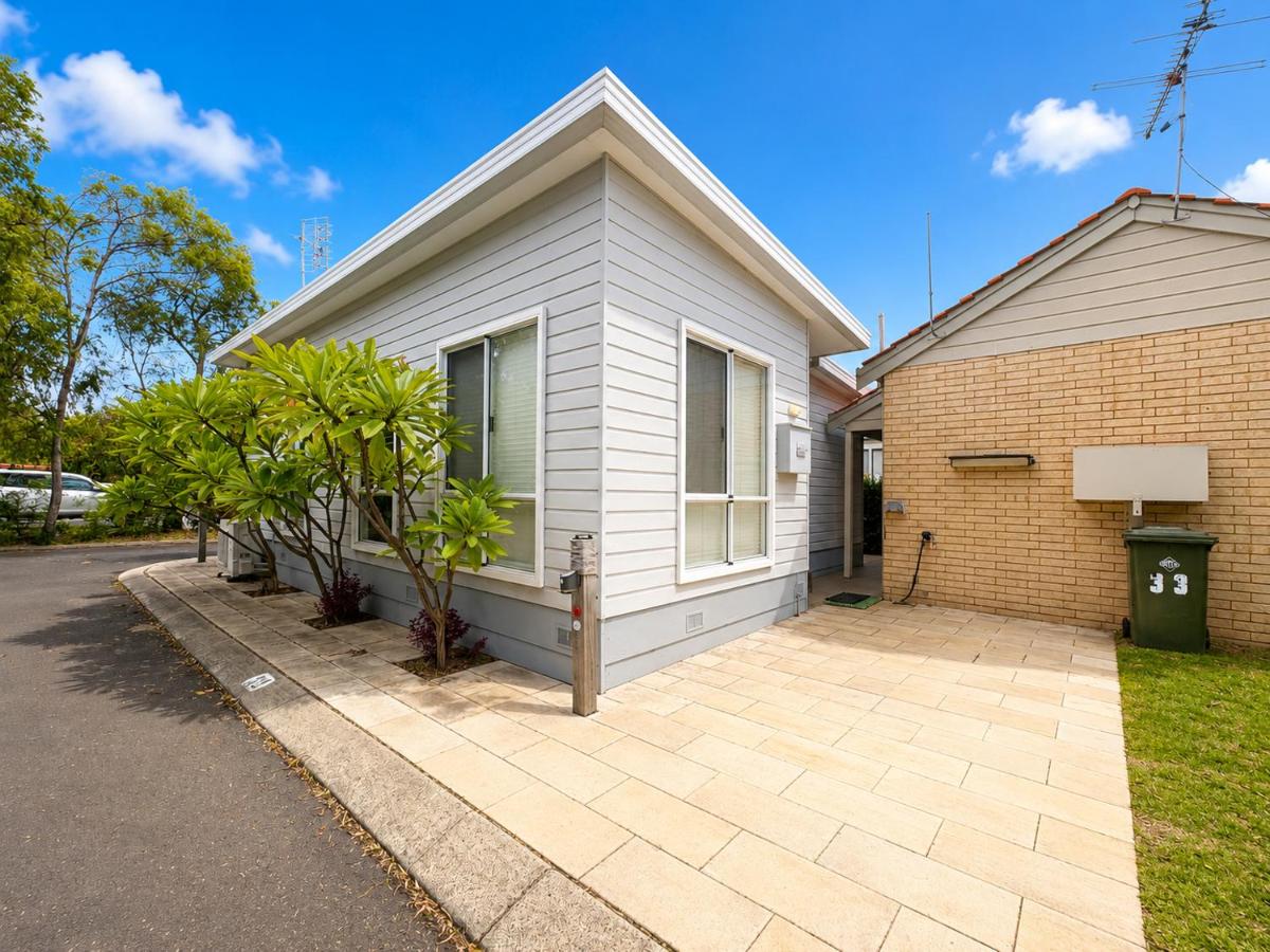 Cozy Family Escape Near the Beach - B&B Broadwater