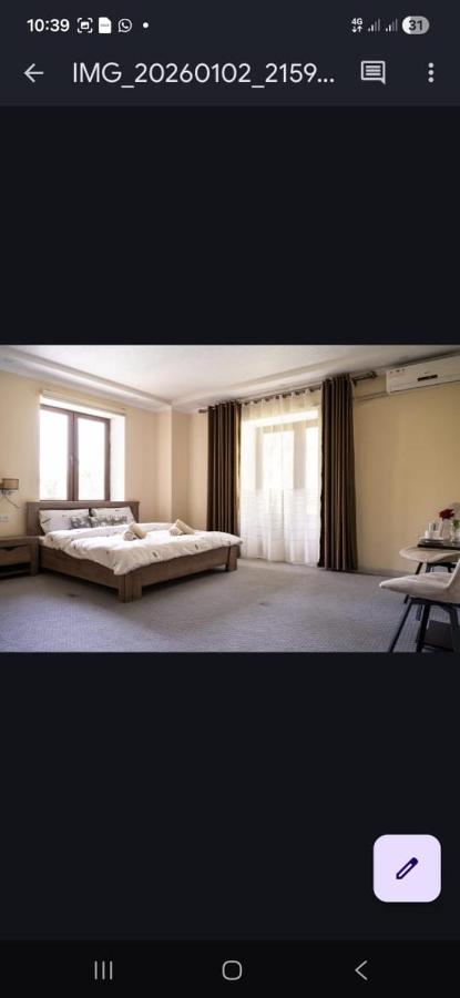 TEM Hotel - B&B Khorugh