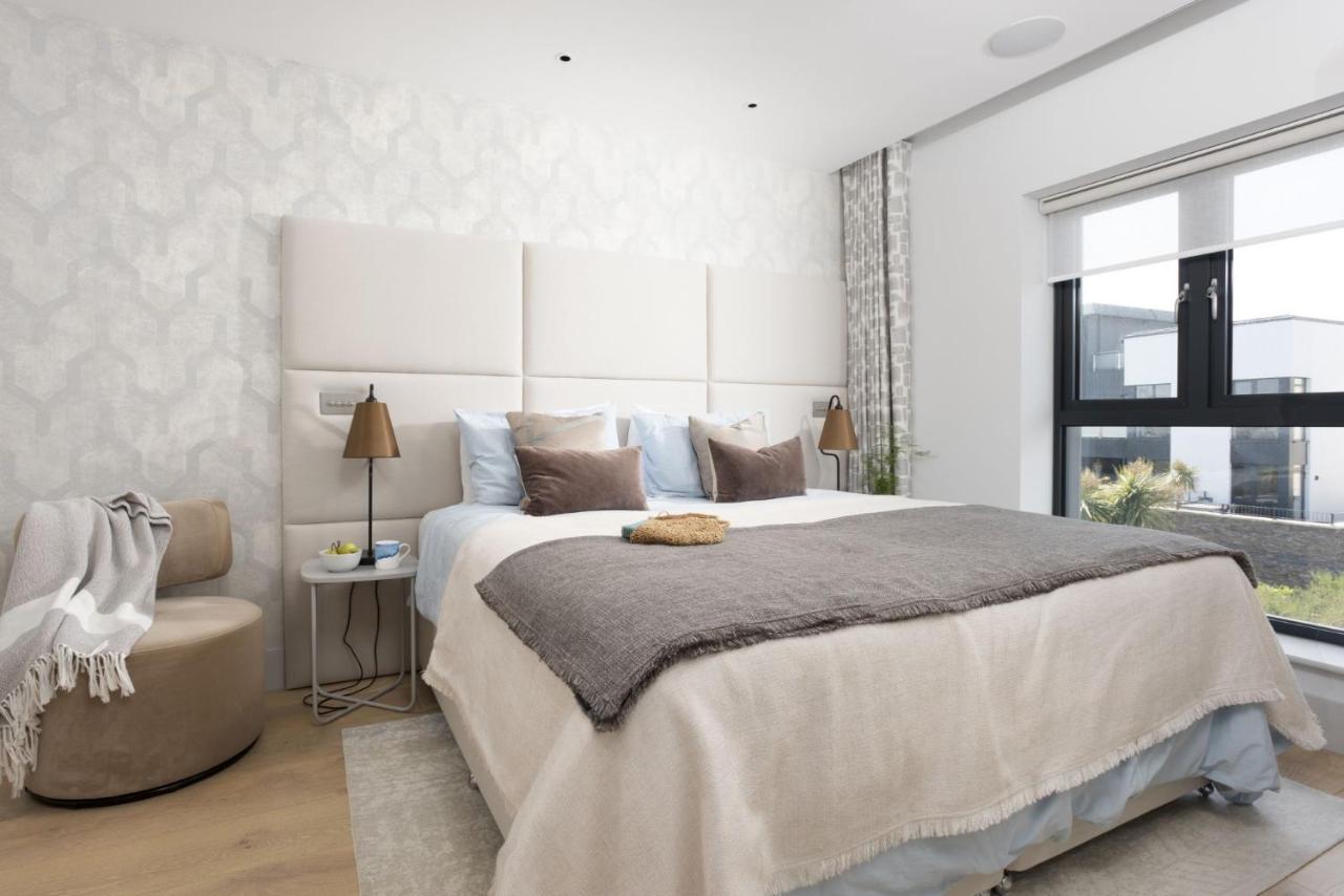 Number 9 Fistral House, Sea view, Near beach and Free parking - Chambres d'hôtes Newquay