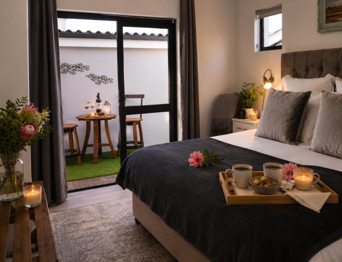 Flip-Flops studio - B&B Hermanus