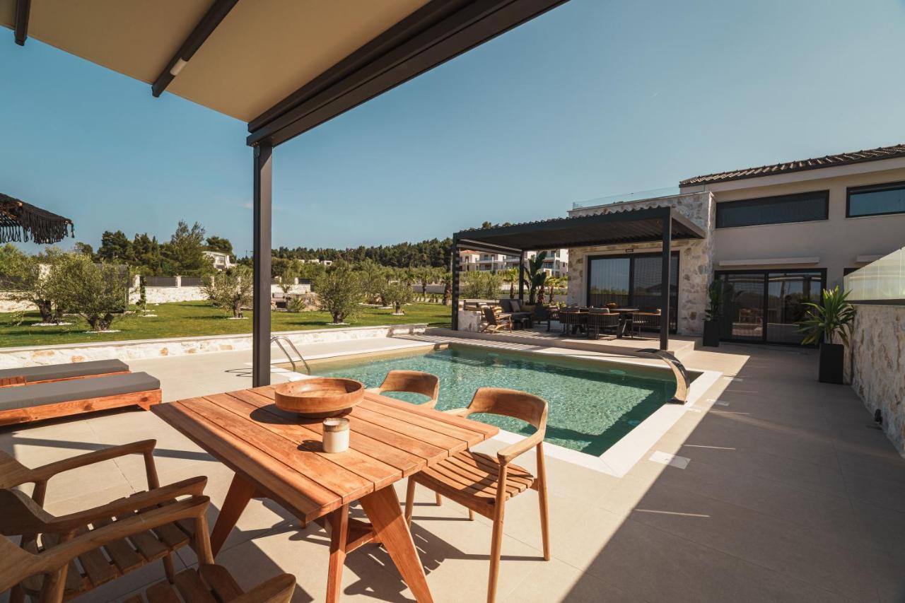 Four Stones Villas - Ferienwohnung Pefkochori